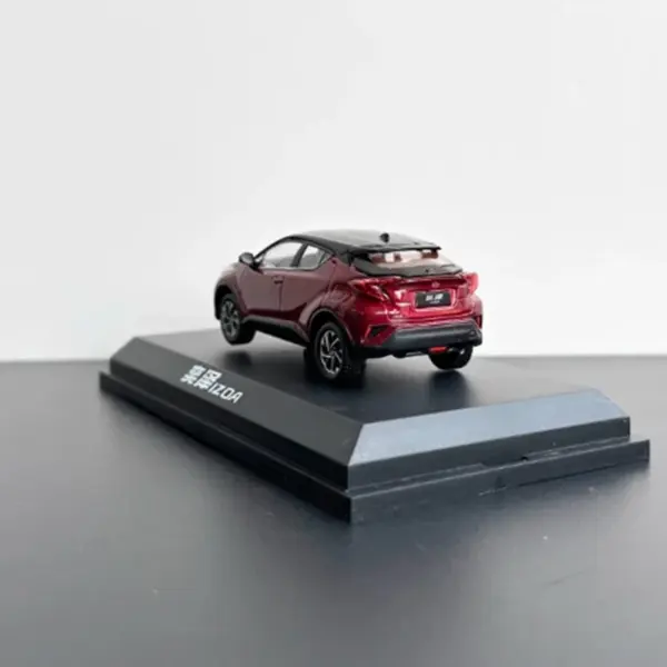 1/43 Scale IZOA Diecast Car Model - Image 4