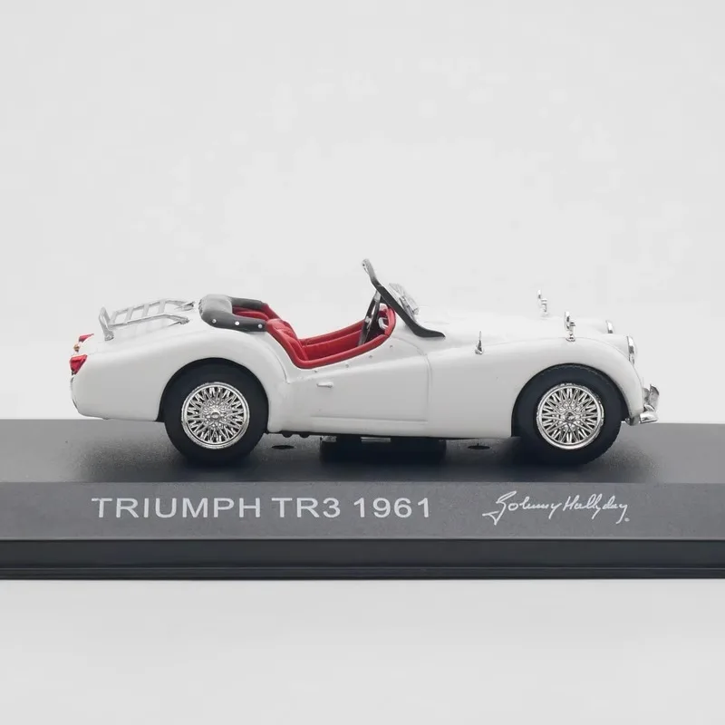 Jerren 1:43 Scale Vintage Convertible Car Model 5 Jerren 1:43 Scale Vintage Convertible Car Model - Image 5