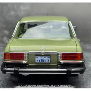 Mercedes-Benz 450 SEL 1/18 Diecast Model 36 S6c43da707030469687876be5caeb4eefn
