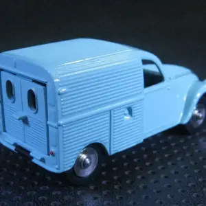 DAN TOYS 1:43 Citroen 2CV Diecast Model Car 7 S6d5a7be9c0744a1d8b3613b3ba76928fa