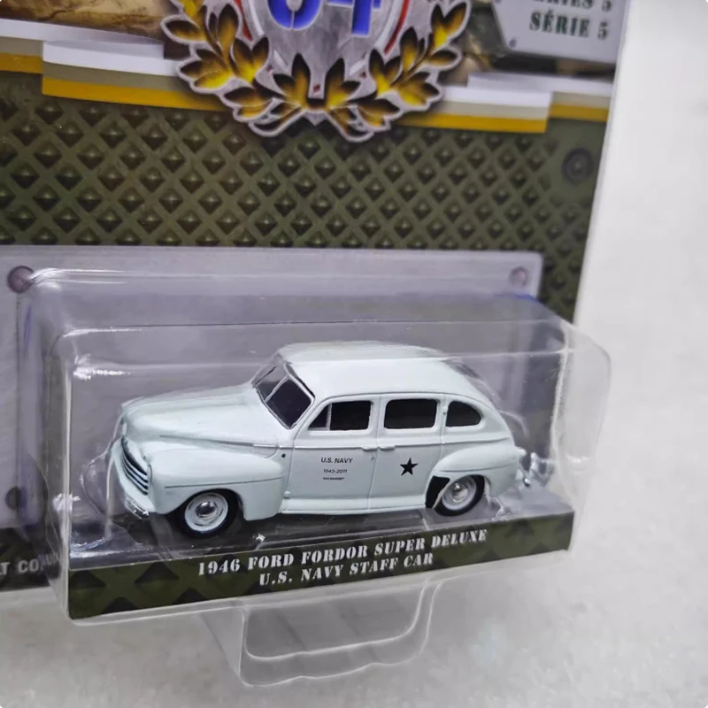 1946 Fordor Diecast Model in Mint Green 5 1946 Fordor Diecast Model in Mint Green - Image 5
