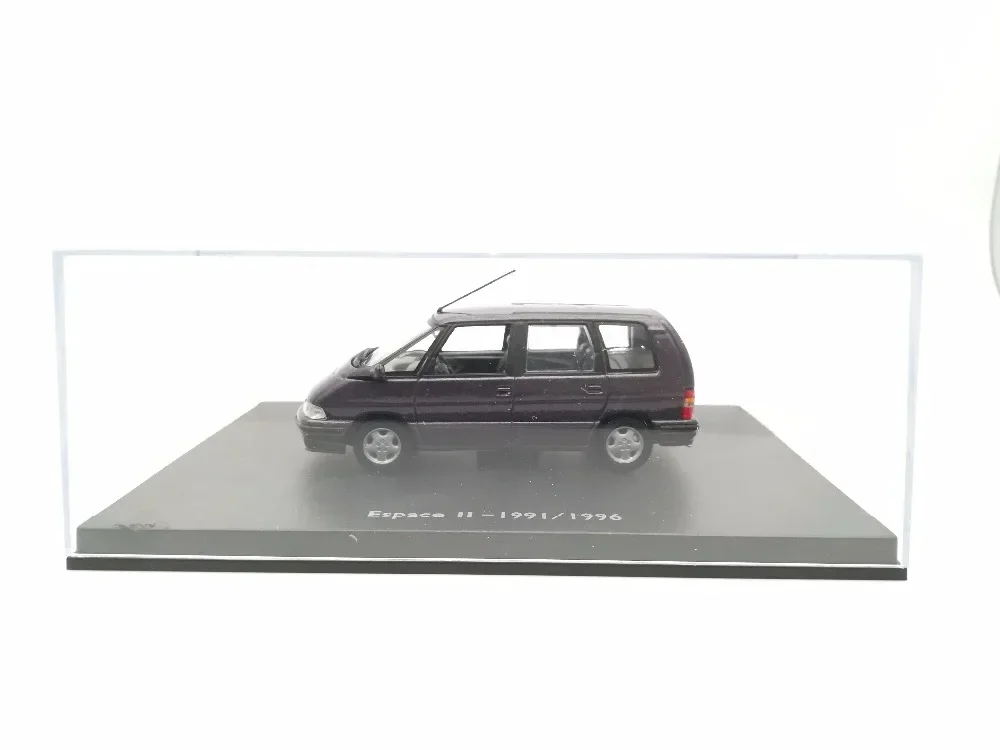 Espace 2 1:43 Diecast Alloy Model Car 5 Espace 2 1:43 Diecast Alloy Model Car - Image 5