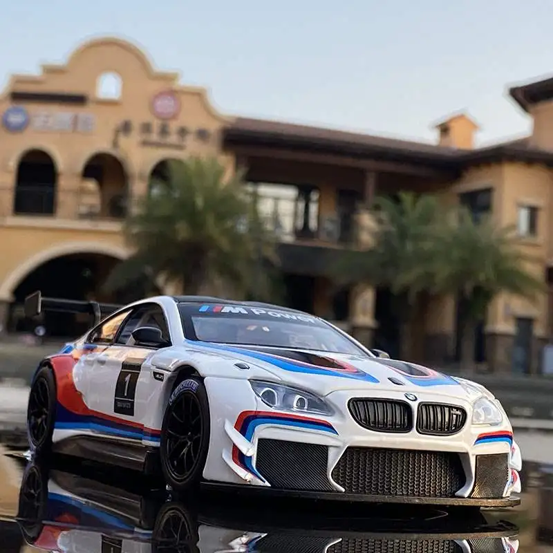 1:24 BMW M4 DTM Racing Car Model Diecast 10 1:24 BMW M4 DTM Racing Car Model Diecast - Image 10