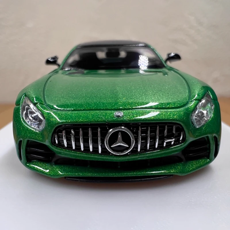 GTR Supercar Diecast Model 1:64 Scale Green 4 GTR Supercar Diecast Model 1:64 Scale Green - Image 4