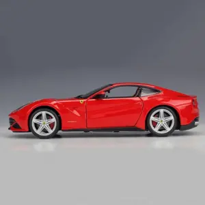 Bburago 1:24 Ferrari F12 Berlinetta Diecast Model 10 S7287c0467c0a4b0f98036d949bcaa215M