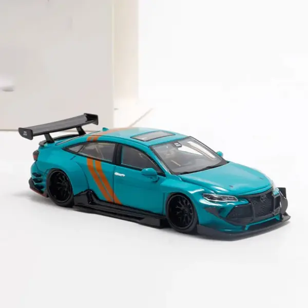 1:64 Scale Avalon Mk4 XX50 Alloy Car Model - Image 6