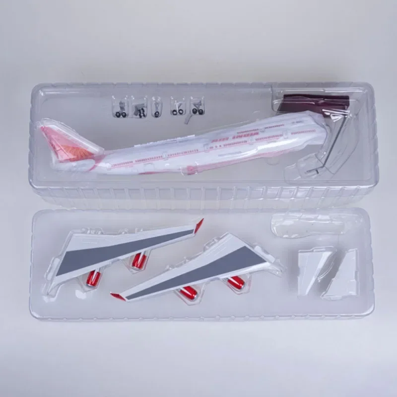 47cm Boeing 747 Air India Model Aircraft 6 47cm Boeing 747 Air India Model Aircraft - Image 6