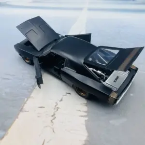 1968 Dodge Charger Fast & Furious Model 1:24 7 S746fd5b489274f7ab7e2e86dfbdece03T