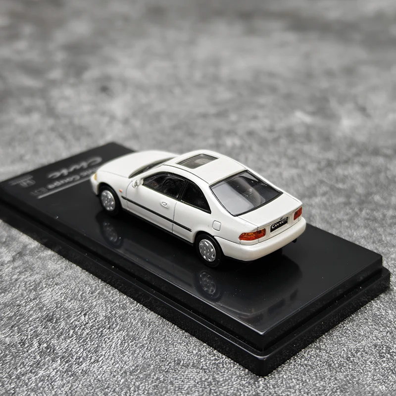 1995 Honda Civic Coupe EJ1 Diecast Model Car 4 1995 Honda Civic Coupe EJ1 Diecast Model Car - Image 4