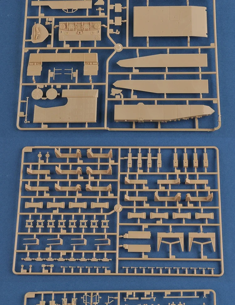 Trumpeter 1:35 German Iguana Bridge Vehicle Model 12 Trumpeter 1:35 German Iguana Bridge Vehicle Model - Image 12