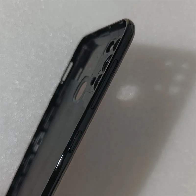 Samsung Galaxy M31 Battery Cover Red Shine 3 Samsung Galaxy M31 Battery Cover Red Shine - Image 3