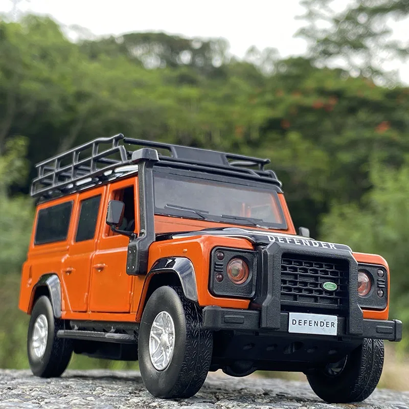 1:32 Scale Orange Land Rover Defender Model 11 1:32 Scale Orange Land Rover Defender Model - Image 11