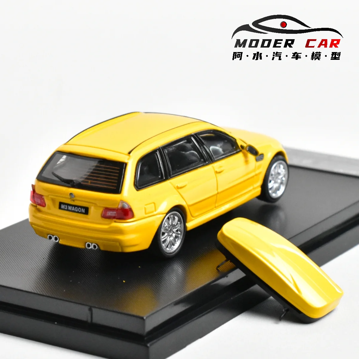 SH 1:64 M3 CSL E46 Wagon Diecast Model Car 22 SH 1:64 M3 CSL E46 Wagon Diecast Model Car - Image 22