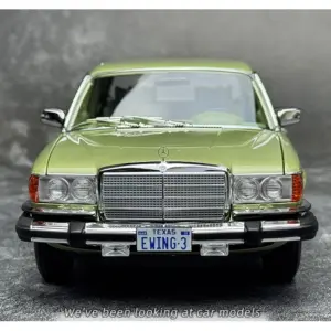 Mercedes-Benz 450 SEL 1/18 Diecast Model 27 S7a3c898c18df4e81bf3440b8f585a243N