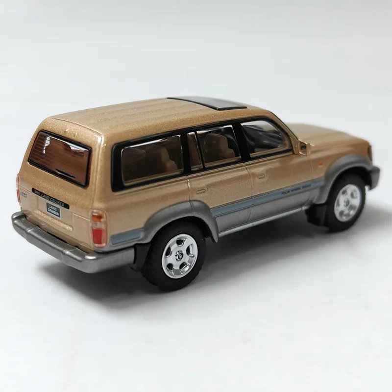 MASSDI Diecast 1/64 Gold Toyota Land Cruiser 6 MASSDI Diecast 1/64 Gold Toyota Land Cruiser - Image 6