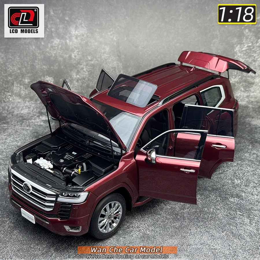 Toyota Land Cruiser LC300 ZX Diecast Model 1/18 4 Toyota Land Cruiser LC300 ZX Diecast Model 1/18 - Image 4