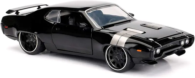 1:24 Scale Plymouth GTX Diecast Model 4 1:24 Scale Plymouth GTX Diecast Model - Image 4