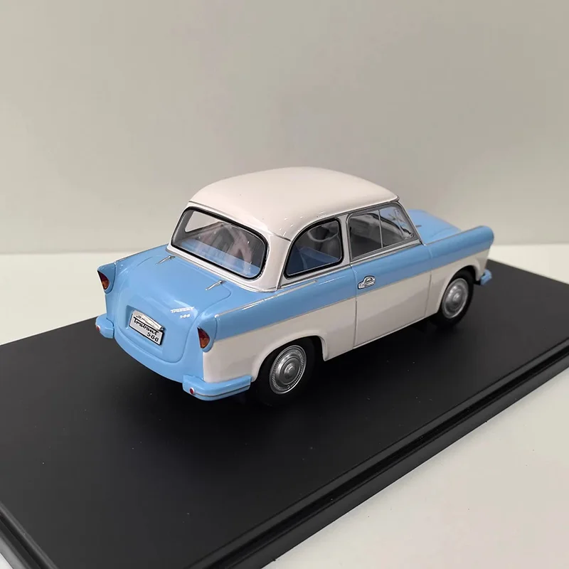 1/24 Scale Trabant P50 Diecast Model Car 3 1/24 Scale Trabant P50 Diecast Model Car - Image 3