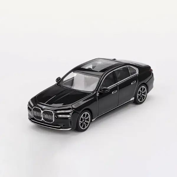 MINI GT 1:64 Scale BMW i7 eDrive 50 Model - Image 4