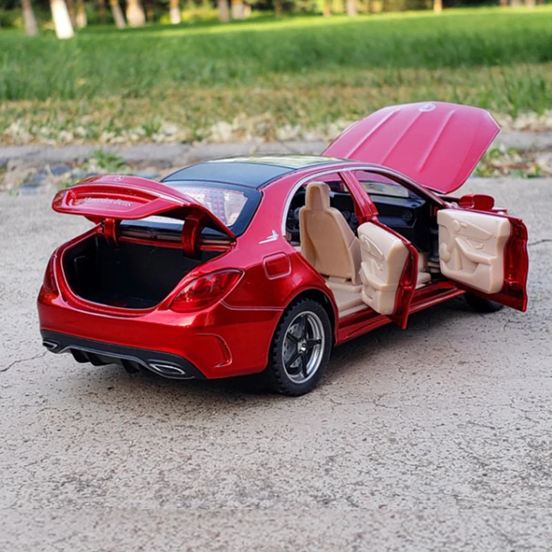 1/32 Mercedes-Benz C-Class Diecast Model Car 5 1/32 Mercedes-Benz C-Class Diecast Model Car - Image 5