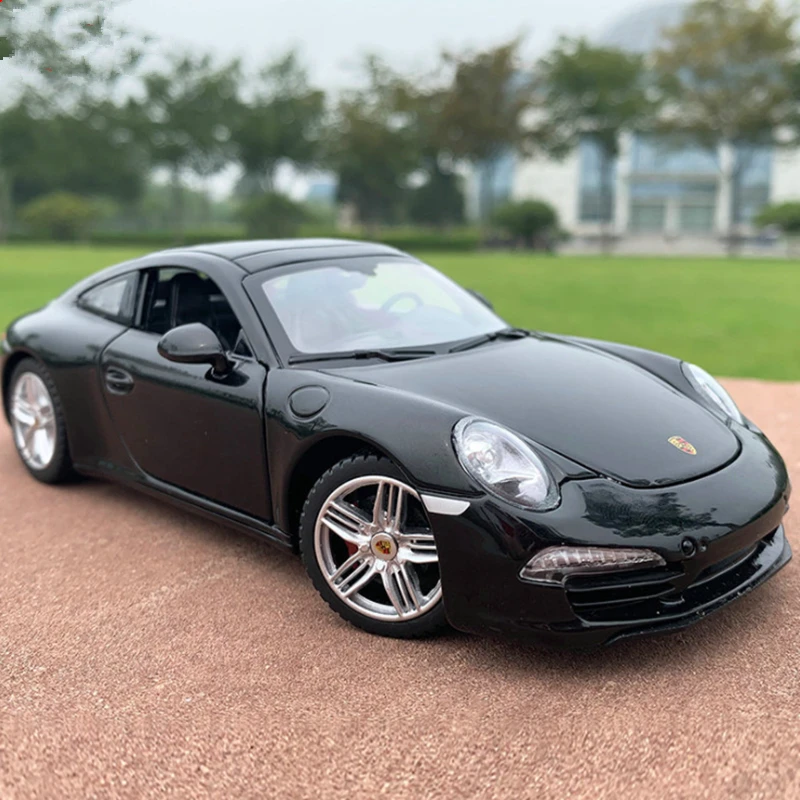 1:24 Scale Red Porsche 911 Carrera Diecast Model 3 1:24 Scale Red Porsche 911 Carrera Diecast Model - Image 3