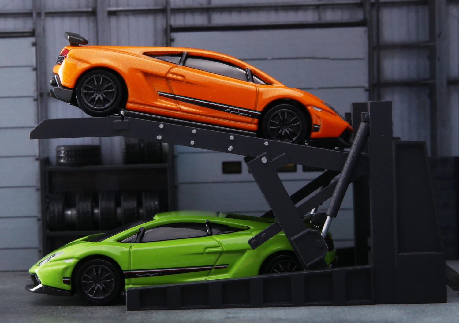 Lamborghini Gallardo Superleggera Diecast Model 3 Lamborghini Gallardo Superleggera Diecast Model - Image 3