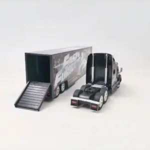 1:64 Scale Peterbilt Model 387 Hauler Truck 6 S87ad6c2cf55c42039086f5dca955b0c1l