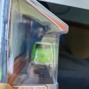 S8855a372f8014862acce2226cf438a58e