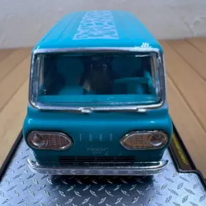 Diecast 1:64 Scale 1965 Ford Econoline Van 13 S8b7a2faebb98449e8a06fd9745f6a754X
