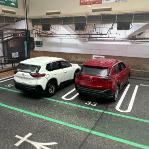 TOMY Nissan X-Trail SUV Diecast Model Car 11 S8bfb8423a4b74c6f9f587ebeb0176e51d