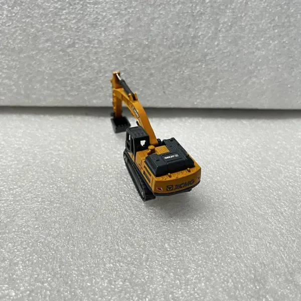 XCMG Excavator 1:87 Die-Cast Model - Image 4