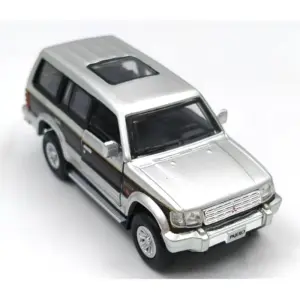 Diecast 1:64 Pajero Off-Road Car Model 14 S8d49a07ab1f04ff2b1682b8743e47c01z