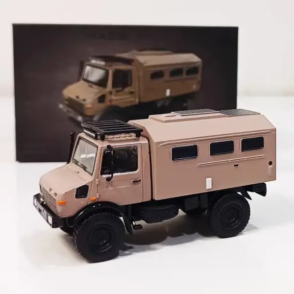 Unimog U1300L Diecast Model 1:64 Scale - Image 2