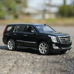 WELLY 1:24 Cadillac Escalade Diecast Model 7 S8f03ca7038f6480baae2aea4da2569e5N