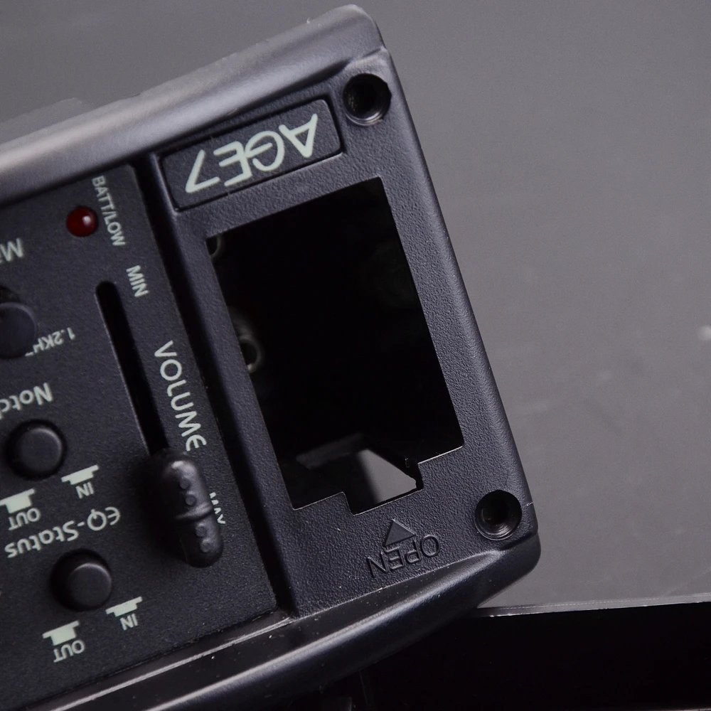 AGE7 EQ Acoustic Guitar Pickup Preamp P893 4 AGE7 EQ Acoustic Guitar Pickup Preamp P893 - Image 4