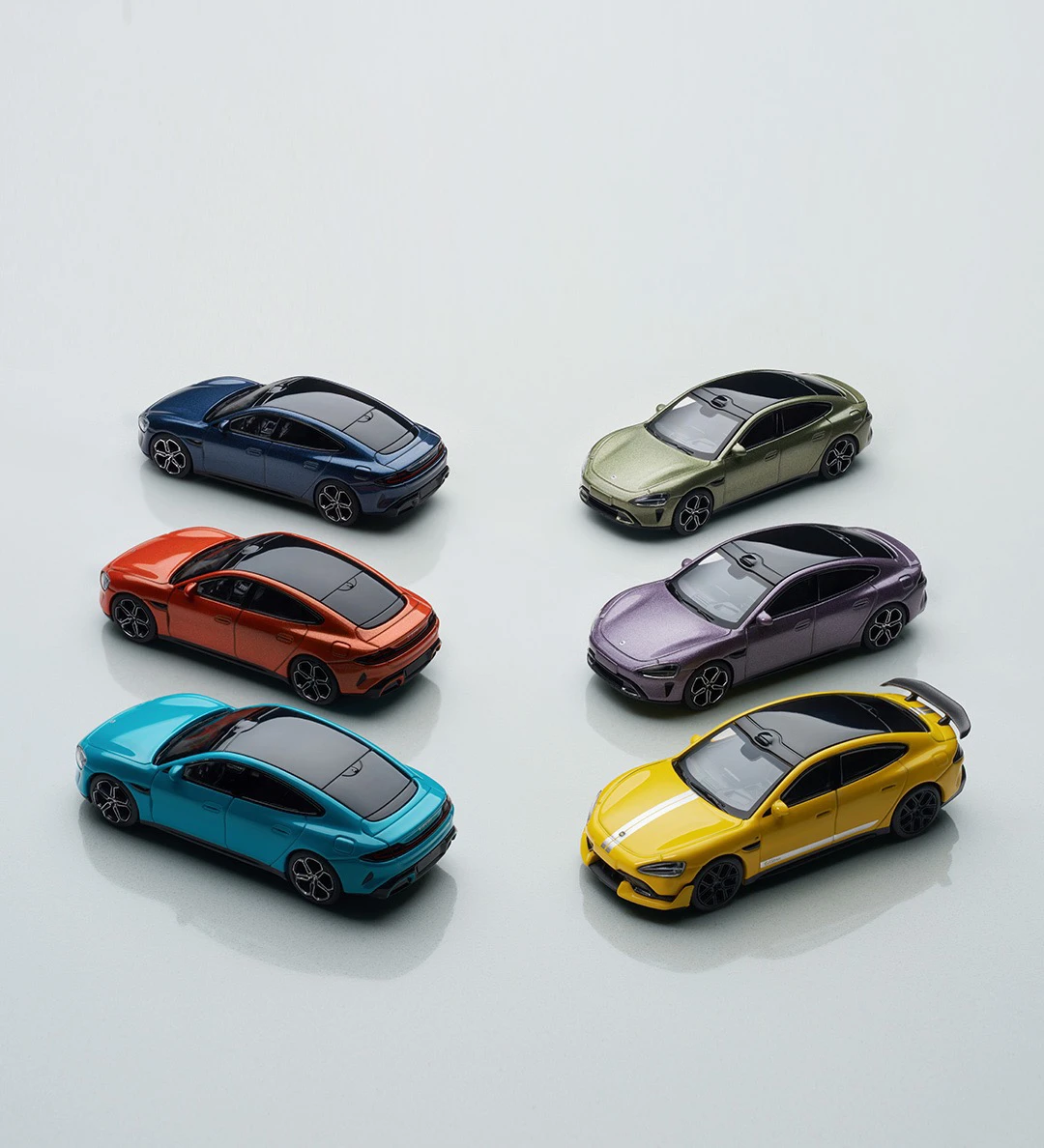 1:64 SU7 Collection Alloy Diecast Cars Set 5 1:64 SU7 Collection Alloy Diecast Cars Set - Image 5