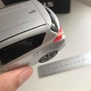 1/30 Scale Toyota Auris Diecast Model Collectible 67 S9603c9f61c82426689de0ae541a63200k