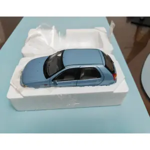 Fiat Palio 1:18 Die-cast Metal Model Car 11 S9677d6f406d34bd0abbdf5bacbe424e3l