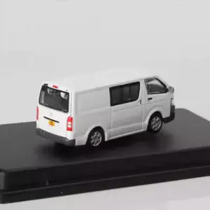 1/76 Scale Toyota Van Diecast Model 13 S97e506d7a219405db2d91f790e116934a