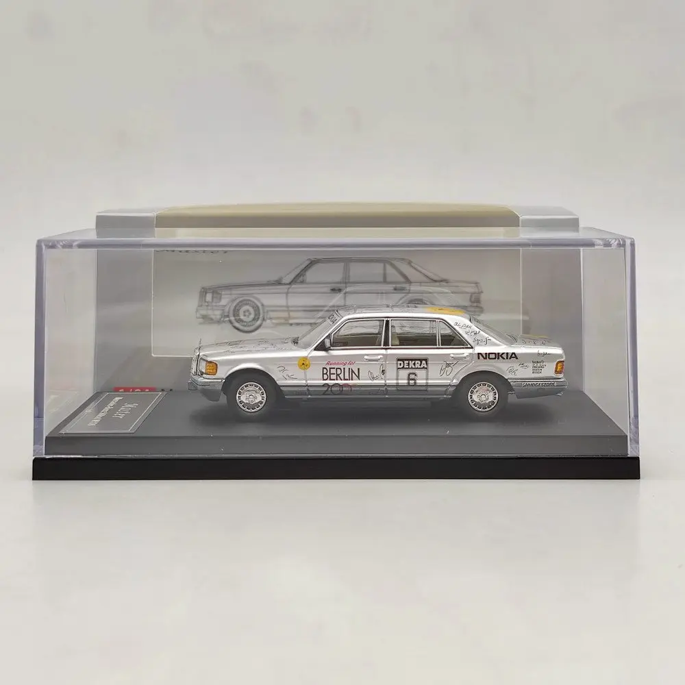 190E Berlin Bear 2000 Diecast Model Car 3 190E Berlin Bear 2000 Diecast Model Car - Image 3