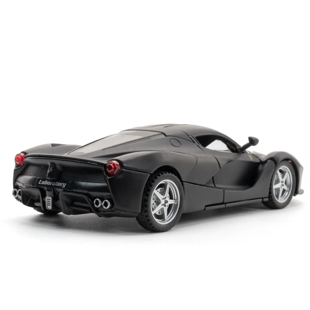 Ferrari Laferrari 1:32 Diecast Model Car 4 Ferrari Laferrari 1:32 Diecast Model Car - Image 4