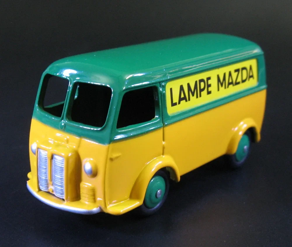 Dinky Toys 1:43 Scale Mazda Lamp Truck 2 Dinky Toys 1:43 Scale Mazda Lamp Truck - Image 2