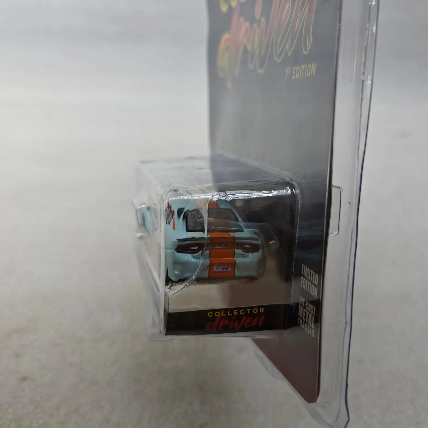 1:64 Scale 2018 Dodge Charger SRT Hellcat Model 5 1:64 Scale 2018 Dodge Charger SRT Hellcat Model - Image 5