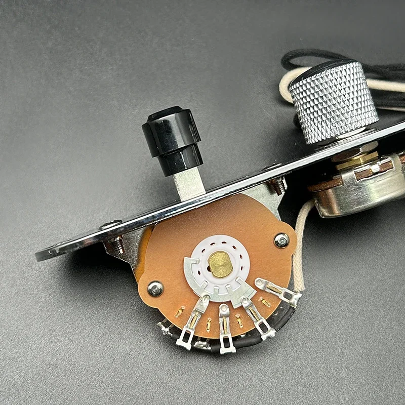 Vintage Prewired Control Plate for Tele Guitars 4 Vintage Prewired Control Plate for Tele Guitars - Image 4