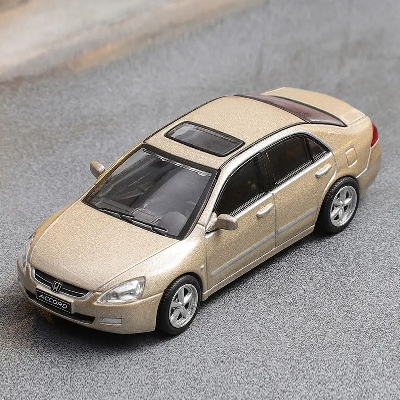 1:64 Scale Black Diecast Model 2003 Honda Accord 4 1:64 Scale Black Diecast Model 2003 Honda Accord - Image 4