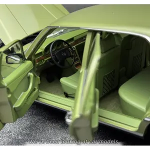 Mercedes-Benz 450 SEL 1/18 Diecast Model 35 S9f7b02391566463586af1dbe26e92f2f5