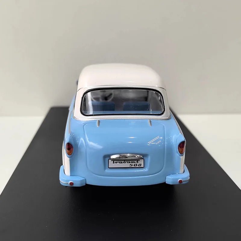 1/24 Scale Trabant P50 Diecast Model Car 4 1/24 Scale Trabant P50 Diecast Model Car - Image 4