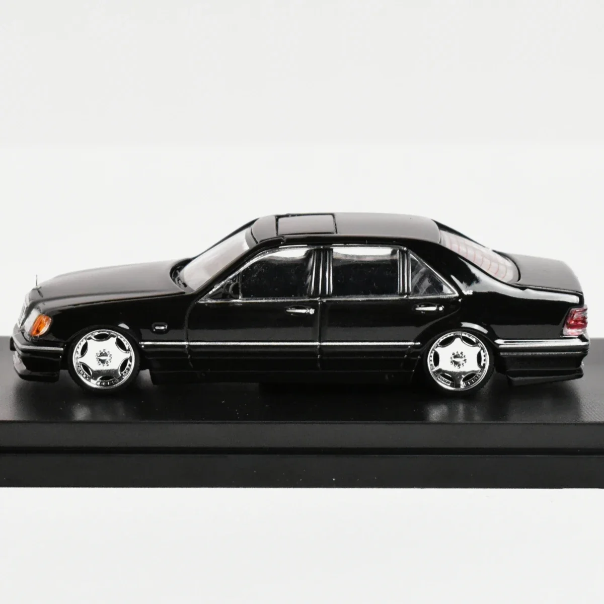 MINI AUTO 1:64 Mercedes-Benz S-Class Model 2 MINI AUTO 1:64 Mercedes-Benz S-Class Model - Image 2