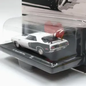 Sa70a6da101944e1ab178386270a84949h