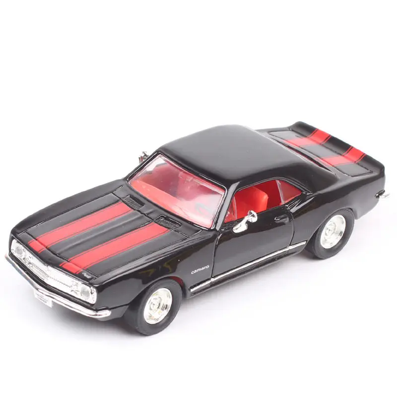1967 Camaro Z28 1:43 Scale Model Car 7 1967 Camaro Z28 1:43 Scale Model Car - Image 7
